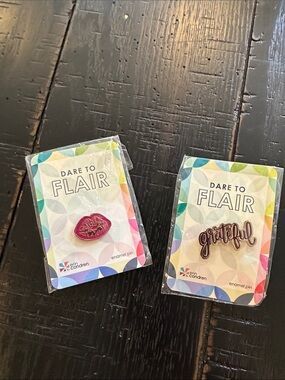 Erin Condren Pink Lip & Rose-Gold 'Grateful' Enamel Pin Set